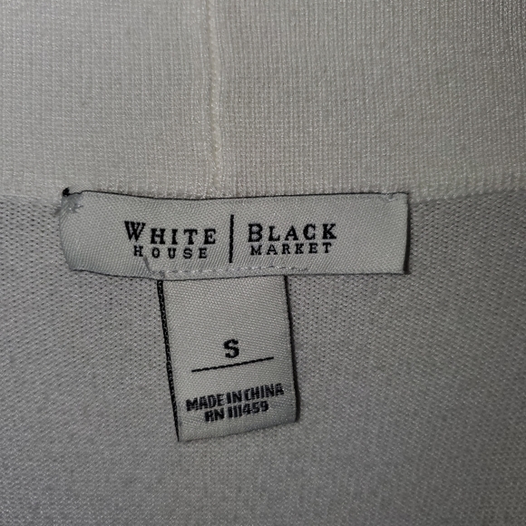 Sweater - Picture 2 of 3